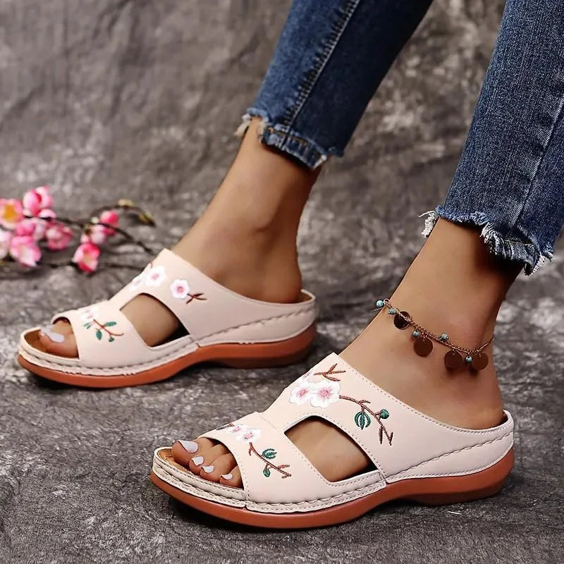 Women's Flower Embroidered Casual Wedges Sandals