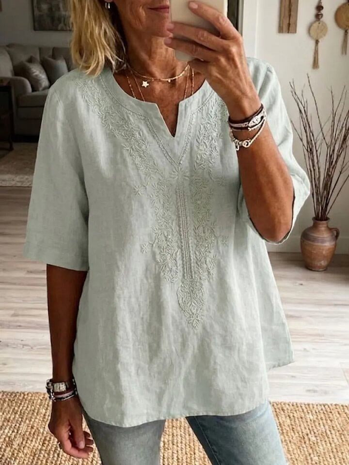 Women's Vintage Floral Embroidery V-neck Short-sleeved Cotton Shirt