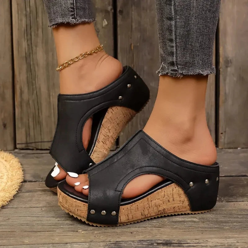 Women's Lumi Stud Wedges