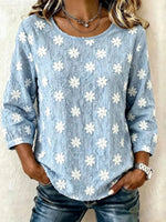 Light Blue Daisy Print Round Neck 3/4 Sleeve Top
