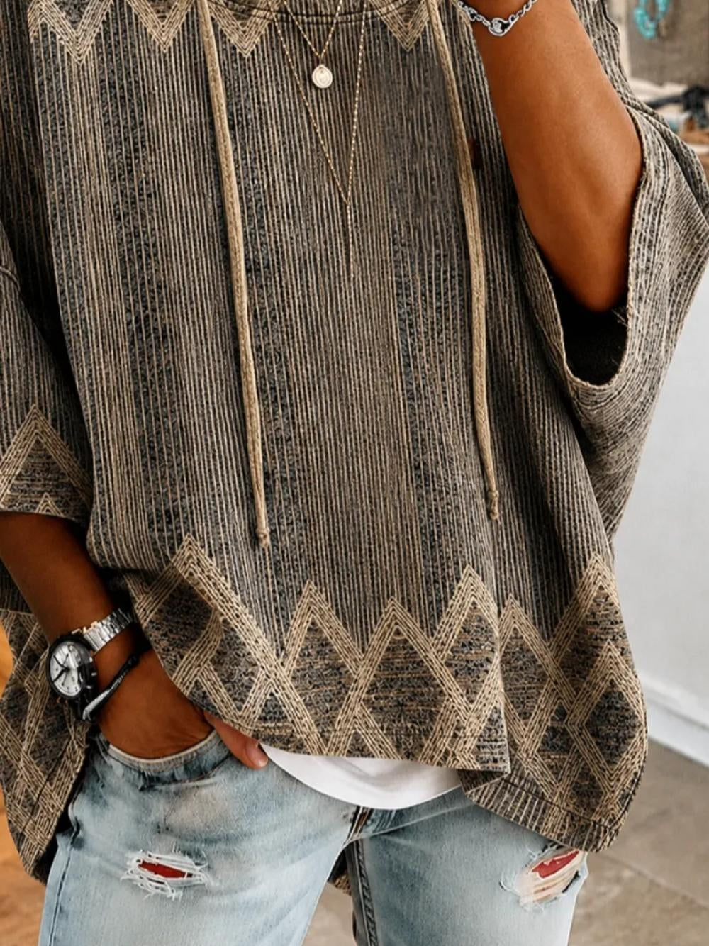Brown Chevron Abstract Textured Half Sleeve Loose Drawstring Hooded Top