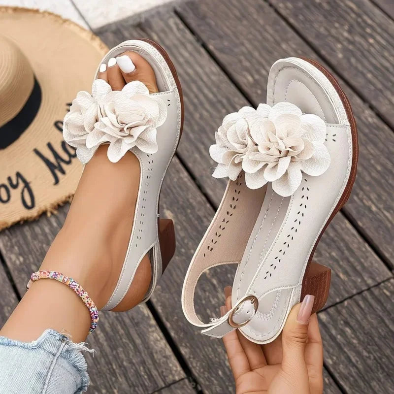 Stylish Women's Floral Block-Heel Shoes