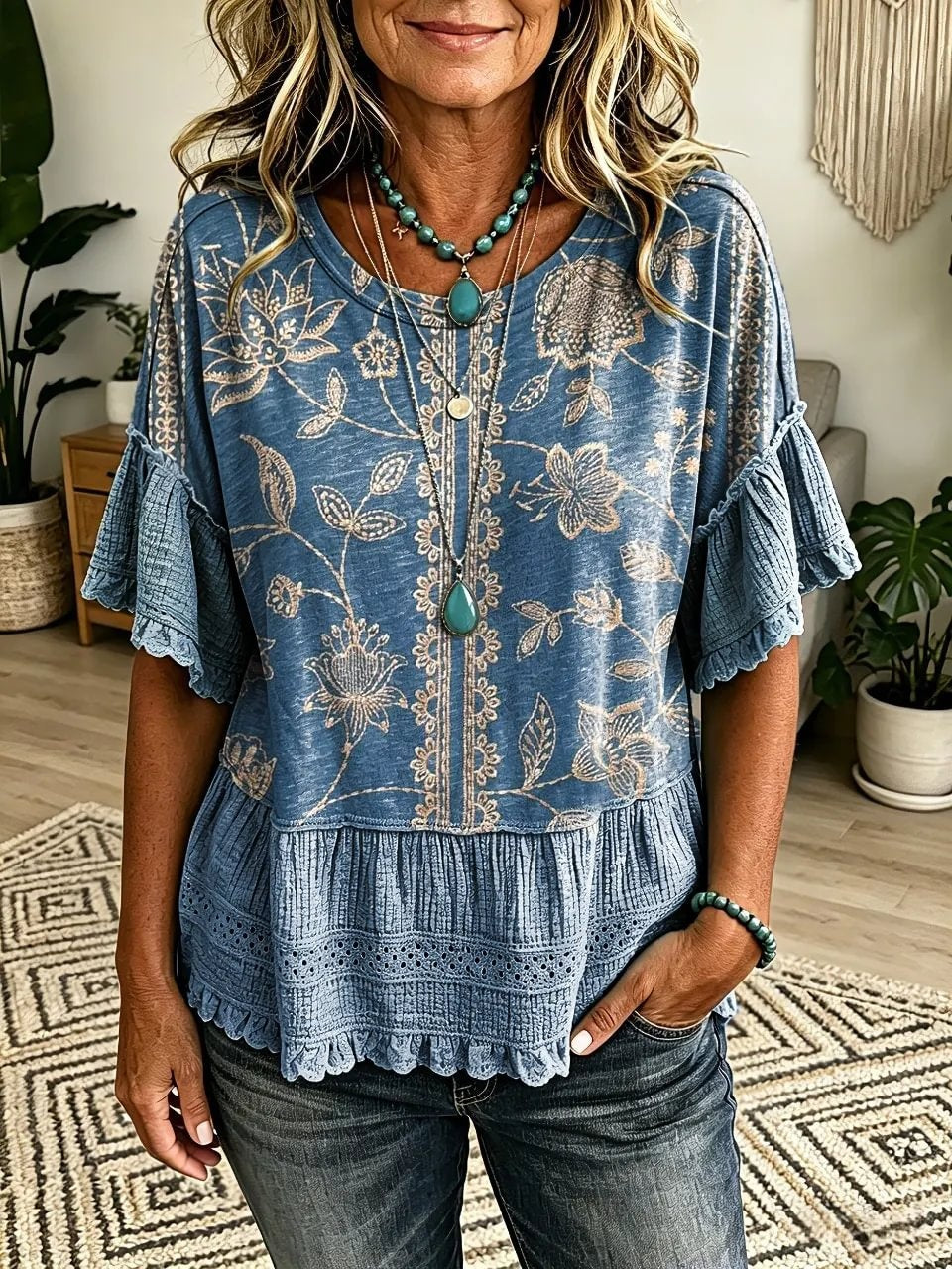 Women's Retro Textured Ethnic Floral Art Print Casual Crew-Neck Short-Sleeve Shirt